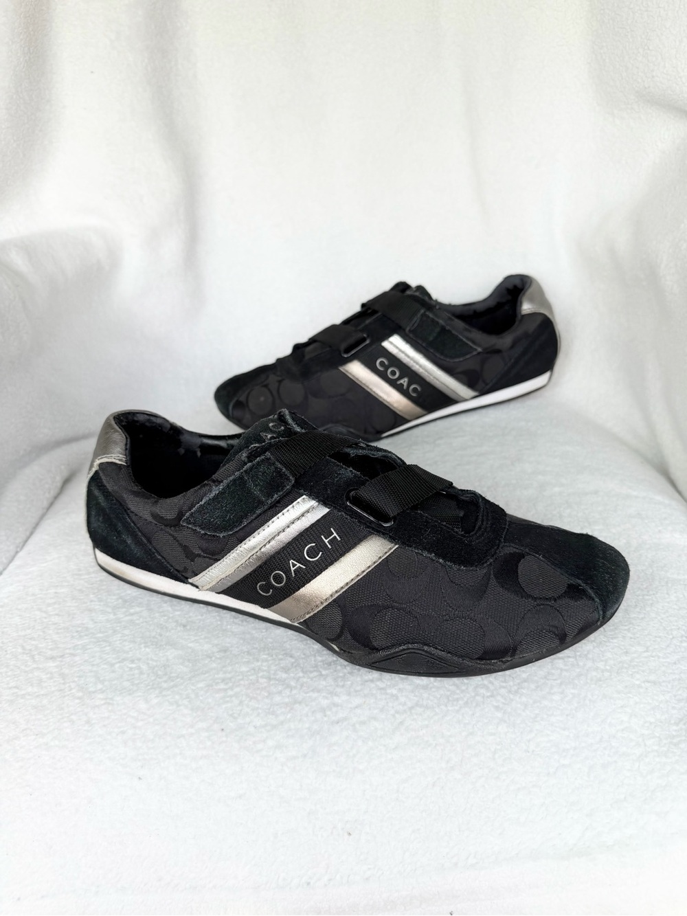 COACH Vintage Jenney Black Signature Low-Top Sneakers - Size 10